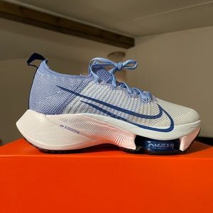 Nike zoomx tempo next percent running shoes